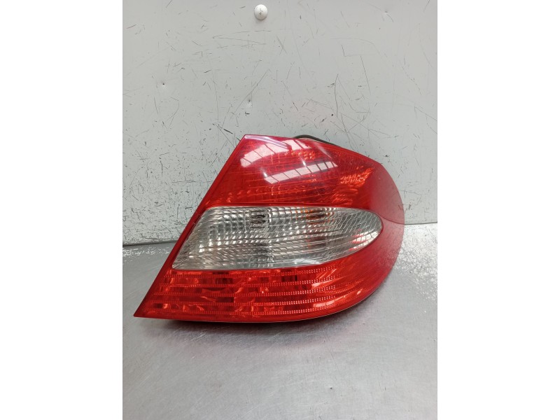 Recambio de piloto trasero derecho para mercedes-benz clk (c209) clk 320 cdi (209.320) referencia OEM IAM   