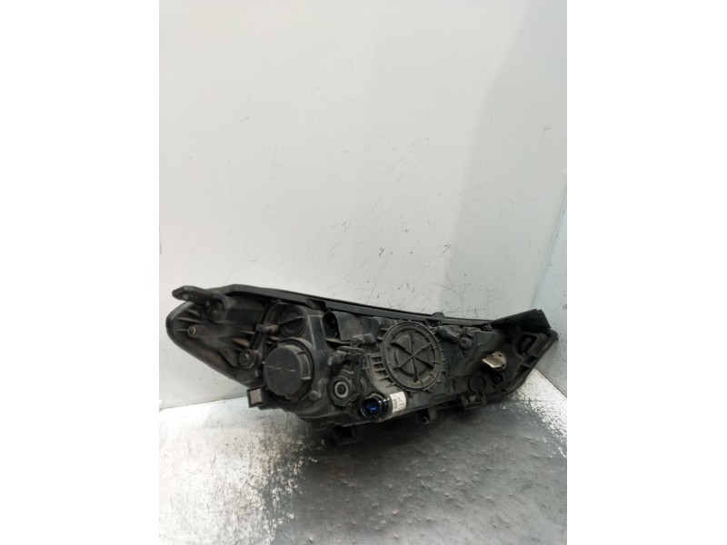 Recambio de faro izquierdo para hyundai tucson (tl, tle) 1.6 gdi referencia OEM IAM 92101D7100  2015