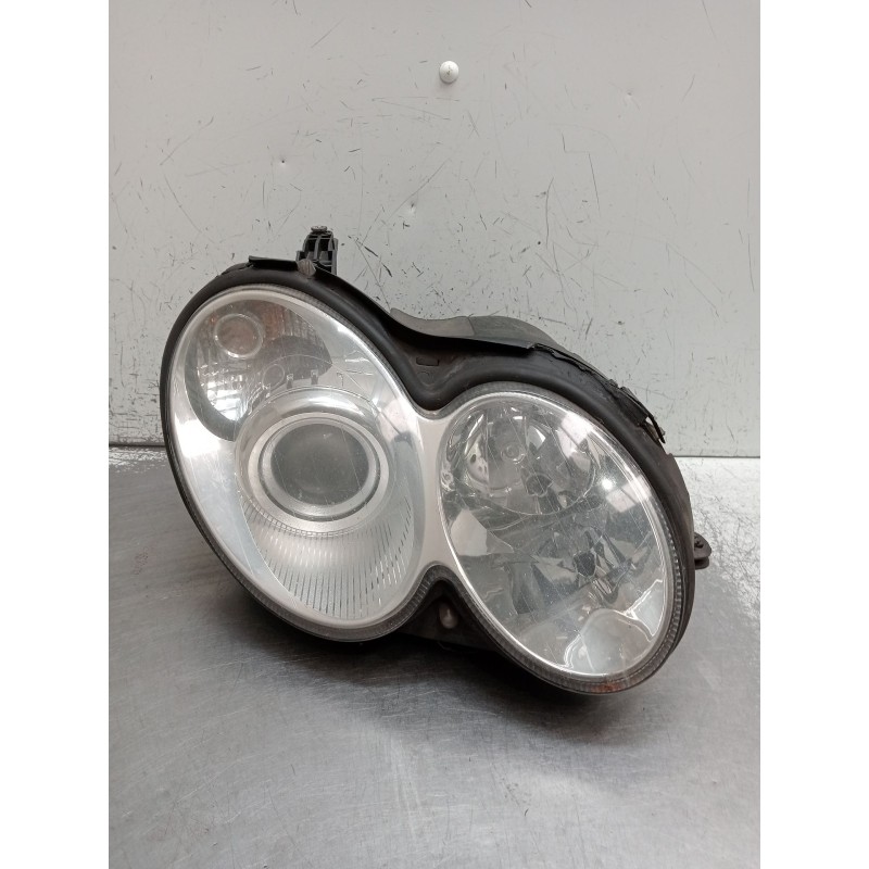 Recambio de faro derecho para mercedes-benz clk (c209) clk 320 cdi (209.320) referencia OEM IAM A0028206026 XENON 5DF00870400 5D