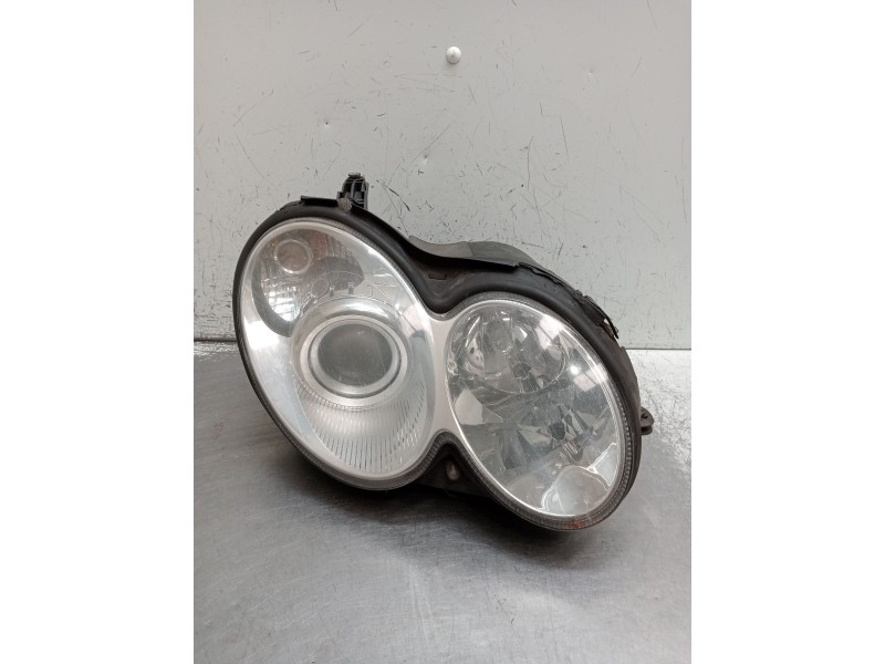 Recambio de faro derecho para mercedes-benz clk (c209) clk 320 cdi (209.320) referencia OEM IAM A0028206026 XENON 5DF00870400 5D