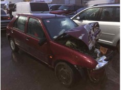 ford fiesta berlina del año 1996