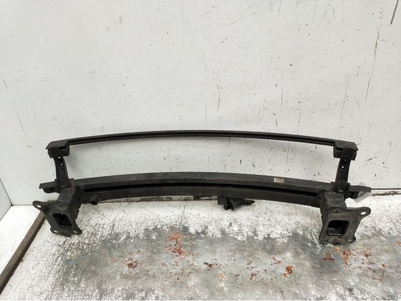 Recambio de refuerzo paragolpes delantero para hyundai tucson (tl, tle) 1.6 gdi referencia OEM IAM   2015