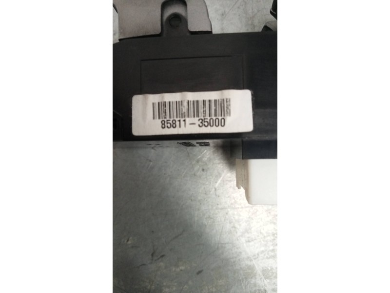 Recambio de mando elevalunas delantero izquierdo para ssangyong tivoli 1.6 turbodiesel cat referencia OEM IAM 8581135000  