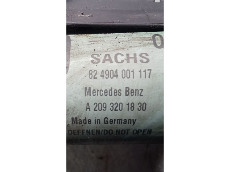 Recambio de amortiguador delantero izquierdo para mercedes-benz clk (c209) clk 320 cdi (209.320) referencia OEM IAM A2093201830 