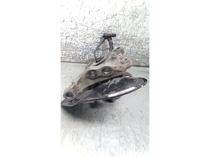 Recambio de mangueta delantera derecha para mercedes-benz clk (c209) clk 320 cdi (209.320) referencia OEM IAM   02
