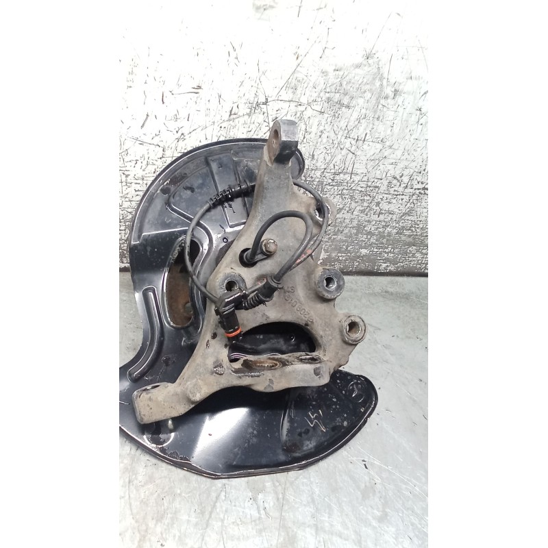 Recambio de mangueta delantera derecha para mercedes-benz clk (c209) clk 320 cdi (209.320) referencia OEM IAM   02
