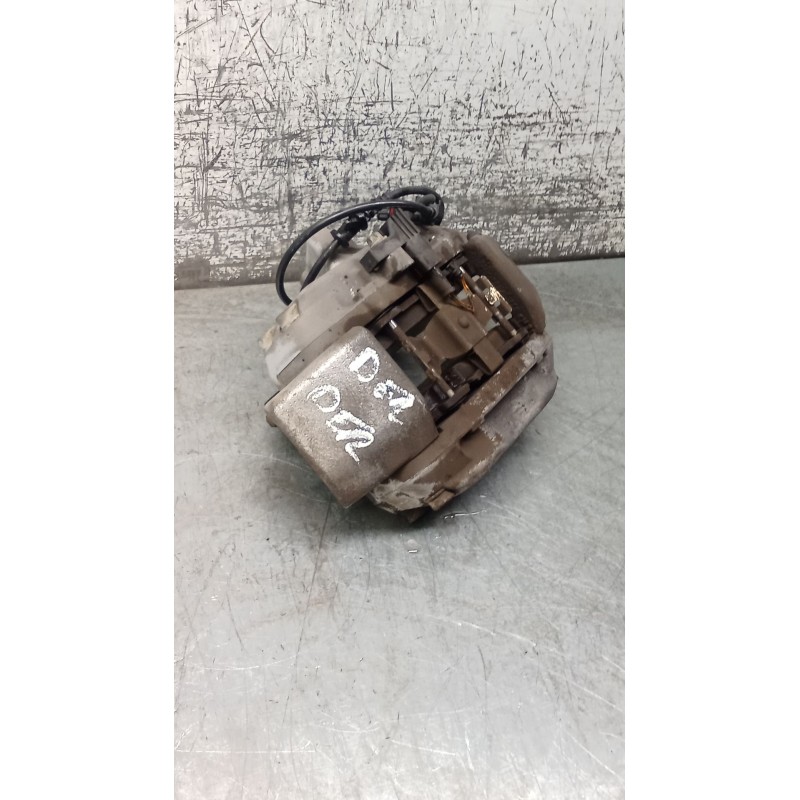 Recambio de pinza freno delantera derecha para mercedes-benz clk (c209) clk 320 cdi (209.320) referencia OEM IAM  BREMBO 02