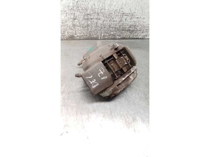 Recambio de pinza freno delantera izquierda para mercedes-benz clk (c209) clk 320 cdi (209.320) referencia OEM IAM  BREMBO 02