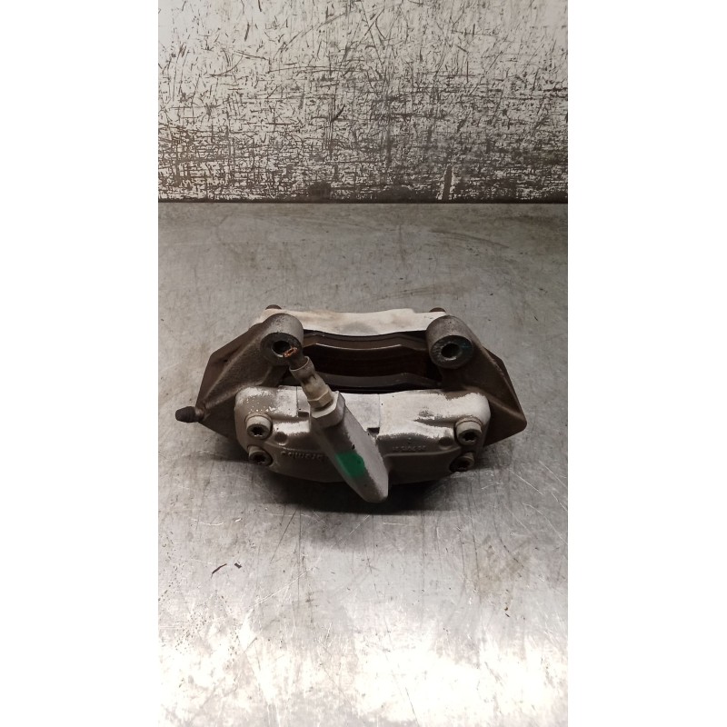 Recambio de pinza freno delantera izquierda para mercedes-benz clk (c209) clk 320 cdi (209.320) referencia OEM IAM  BREMBO 02
