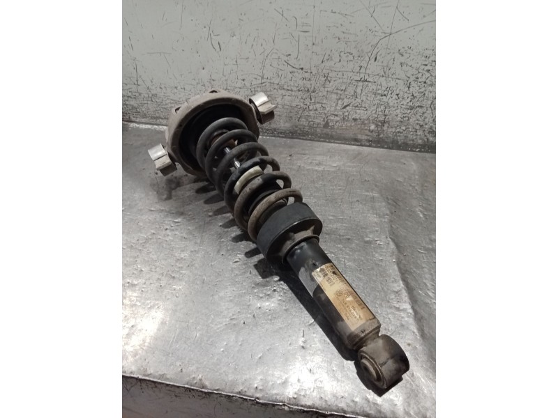 Recambio de amortiguador trasero derecho para volkswagen touareg (7la, 7l6, 7l7) 3.0 v6 tdi referencia OEM IAM 7L6512021T 7L6513