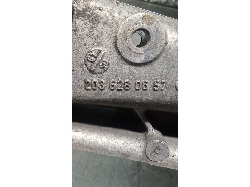 Recambio de puente delantero para mercedes-benz clk (c209) clk 320 cdi (209.320) referencia OEM IAM 2036280657 CUNA 02