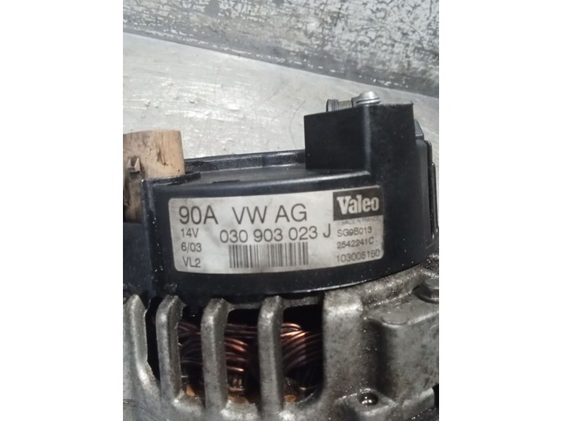 Recambio de alternador para skoda octavia i (1u2) 1.6 referencia OEM IAM 030903023J 2542241C 00