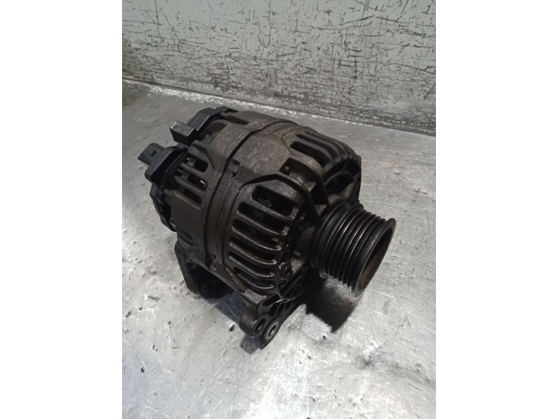 Recambio de alternador para volkswagen golf iv (1j1) 1.6 16v referencia OEM IAM   