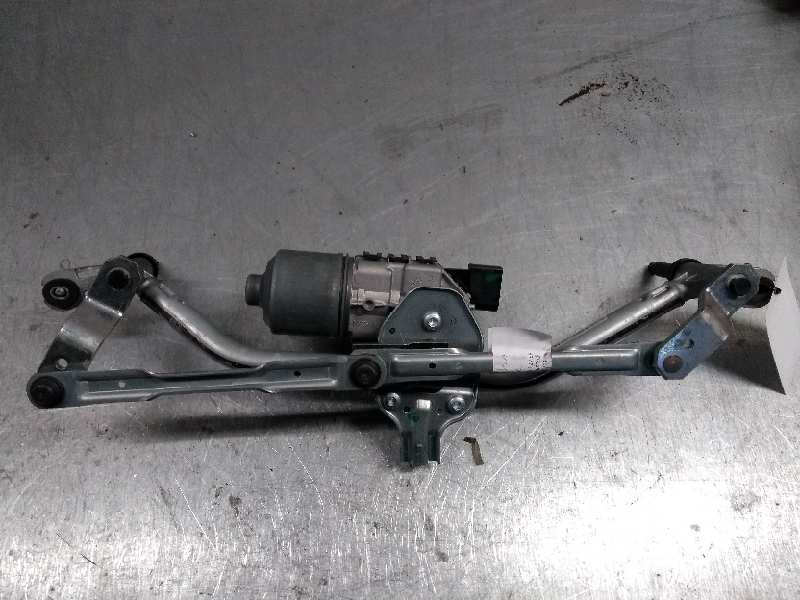 Recambio de motor limpia delantero para peugeot 208 style referencia OEM IAM 0390241589 3397021910 9615497780