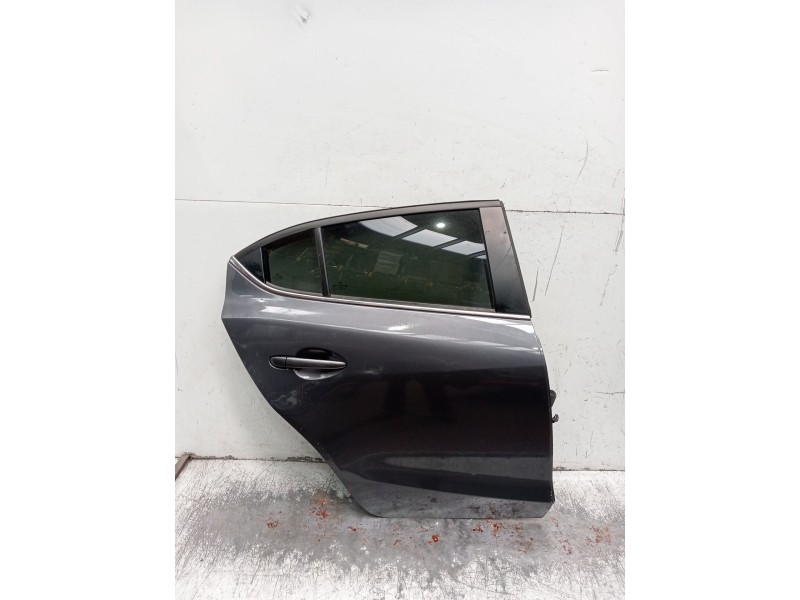 Recambio de puerta trasera derecha para mazda 3 lim. () center-line referencia OEM IAM   5P