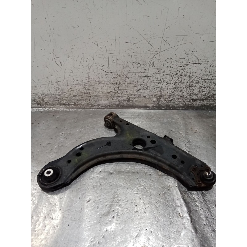 Recambio de brazo suspension inferior delantero derecho para volkswagen golf iv (1j1) 1.6 16v referencia OEM IAM   