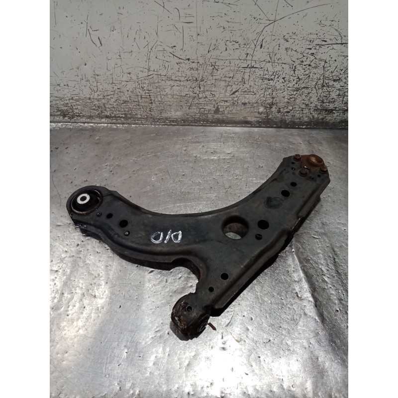 Recambio de brazo suspension inferior delantero derecho para volkswagen golf iv (1j1) 1.6 16v referencia OEM IAM   