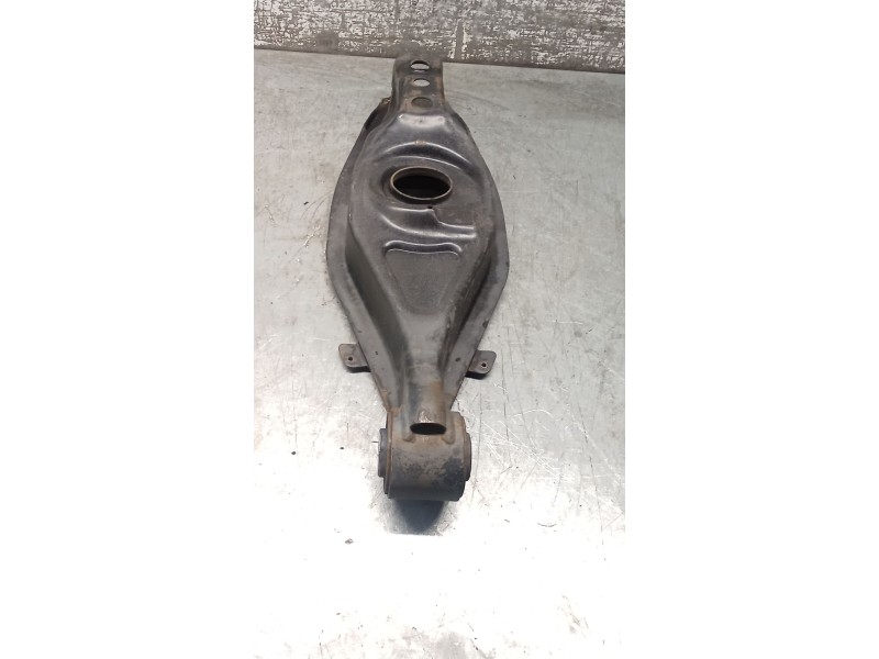 Recambio de brazo suspension inferior trasero derecho para mercedes-benz clk (c209) clk 320 cdi (209.320) referencia OEM IAM   0
