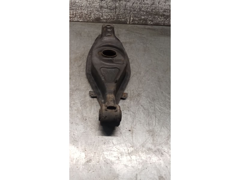 Recambio de brazo suspension inferior trasero izquierdo para mercedes-benz clk (c209) clk 320 cdi (209.320) referencia OEM IAM  