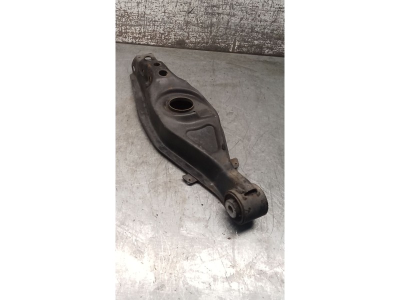 Recambio de brazo suspension inferior trasero izquierdo para mercedes-benz clk (c209) clk 320 cdi (209.320) referencia OEM IAM  