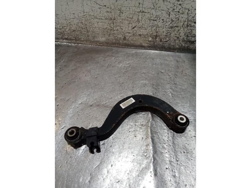 Recambio de brazo suspension superior trasero derecho para volkswagen touran (1t1, 1t2) 1.9 tdi referencia OEM IAM   