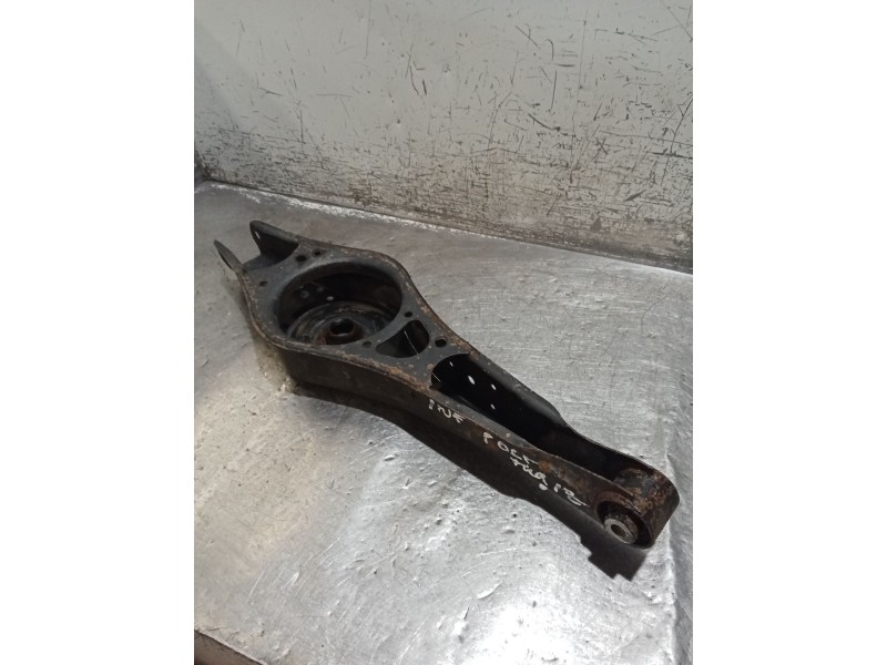 Recambio de brazo suspension inferior trasero izquierdo para volkswagen touran (1t1, 1t2) 1.9 tdi referencia OEM IAM  POSTERIOR 