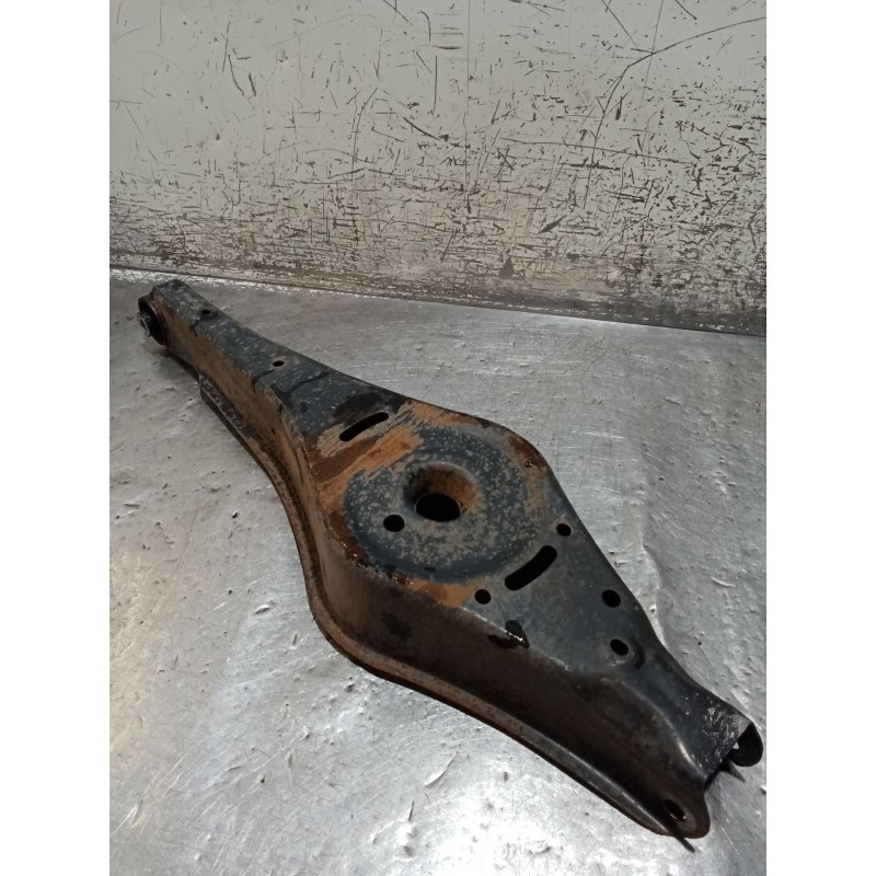 Recambio de brazo suspension inferior trasero derecho para volkswagen touran (1t1, 1t2) 1.9 tdi referencia OEM IAM  POSTERIOR 07