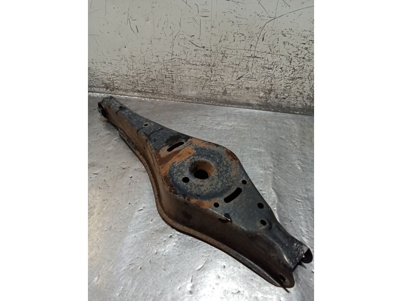 Recambio de brazo suspension inferior trasero derecho para volkswagen touran (1t1, 1t2) 1.9 tdi referencia OEM IAM  POSTERIOR 07