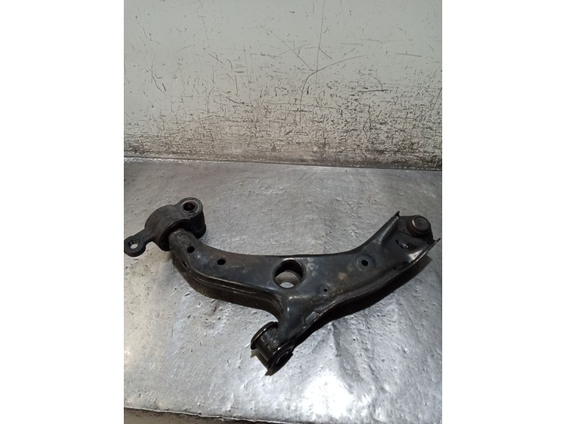 Recambio de brazo suspension inferior delantero derecho para mazda 3 lim. () center-line referencia OEM IAM   14