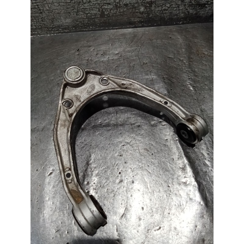 Recambio de brazo suspension superior delantero izquierdo para volkswagen touareg (7la, 7l6, 7l7) 3.0 v6 tdi referencia OEM IAM 