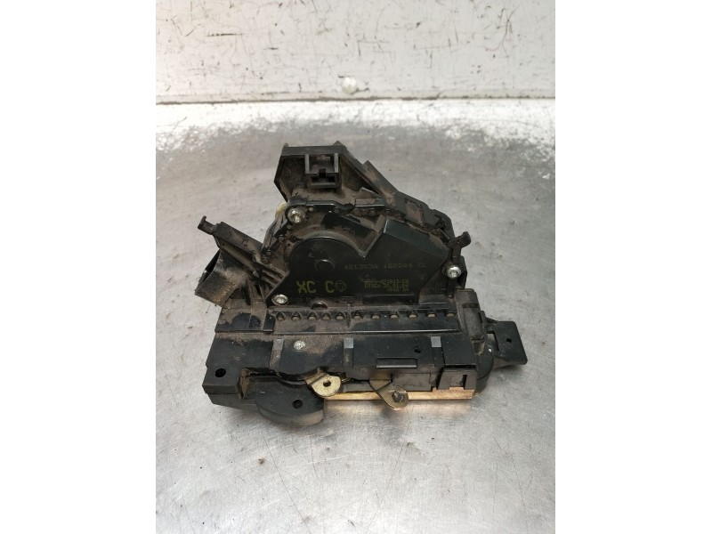 Recambio de motor cierre centralizado delantero izquierdo para ford focus i (daw, dbw) 1.8 tdci referencia OEM IAM 484303A1E0243