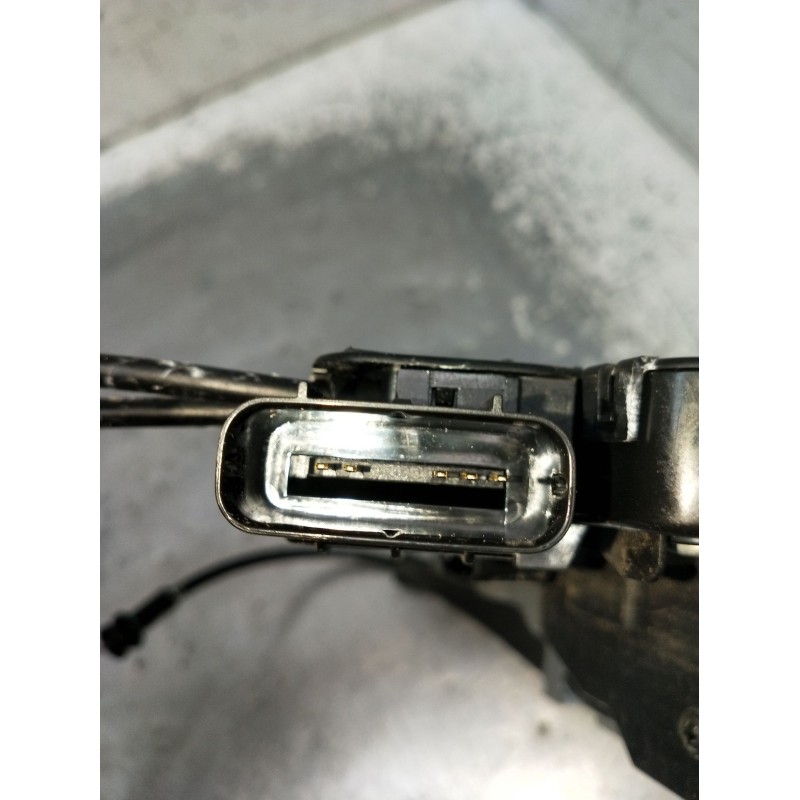 Recambio de motor cierre centralizado delantero derecho para hyundai tucson (tl, tle) 1.6 gdi referencia OEM IAM 81320D7500 5P 2