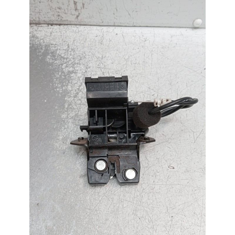 Recambio de motor cierre centralizado porton para mercedes-benz clk (c209) clk 320 cdi (209.320) referencia OEM IAM A1717500085 