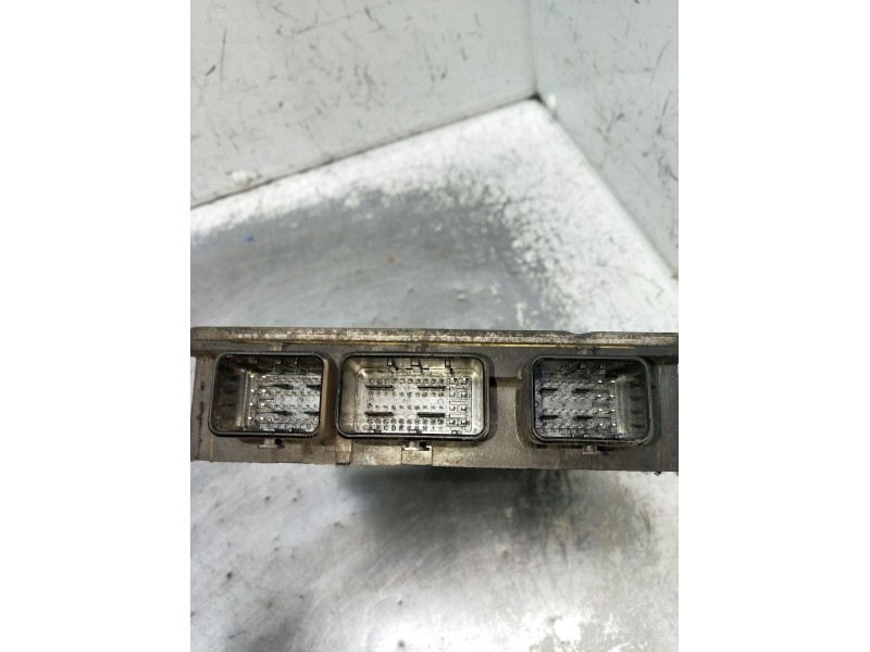 Recambio de centralita motor uce para renault kangoo / grand kangoo ii (kw0/1_) 1.5 dci 85 (kw0k, kw0l, kw0b) referencia OEM IAM