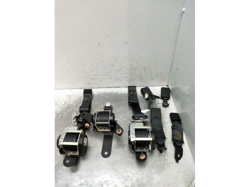 Recambio de juego cinturones trasero para hyundai tucson (tl, tle) 1.6 gdi referencia OEM IAM  5P 2015