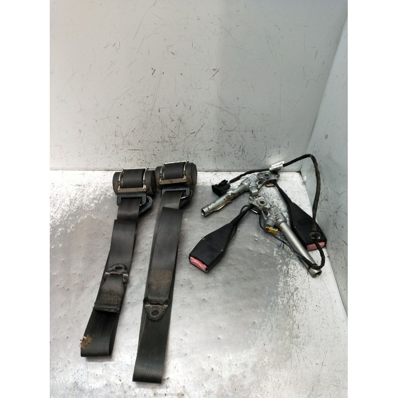 Recambio de juego cinturones delantero para renault kangoo / grand kangoo ii (kw0/1_) 1.5 dci 85 (kw0k, kw0l, kw0b) referencia O