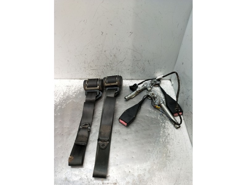Recambio de juego cinturones delantero para renault kangoo / grand kangoo ii (kw0/1_) 1.5 dci 85 (kw0k, kw0l, kw0b) referencia O
