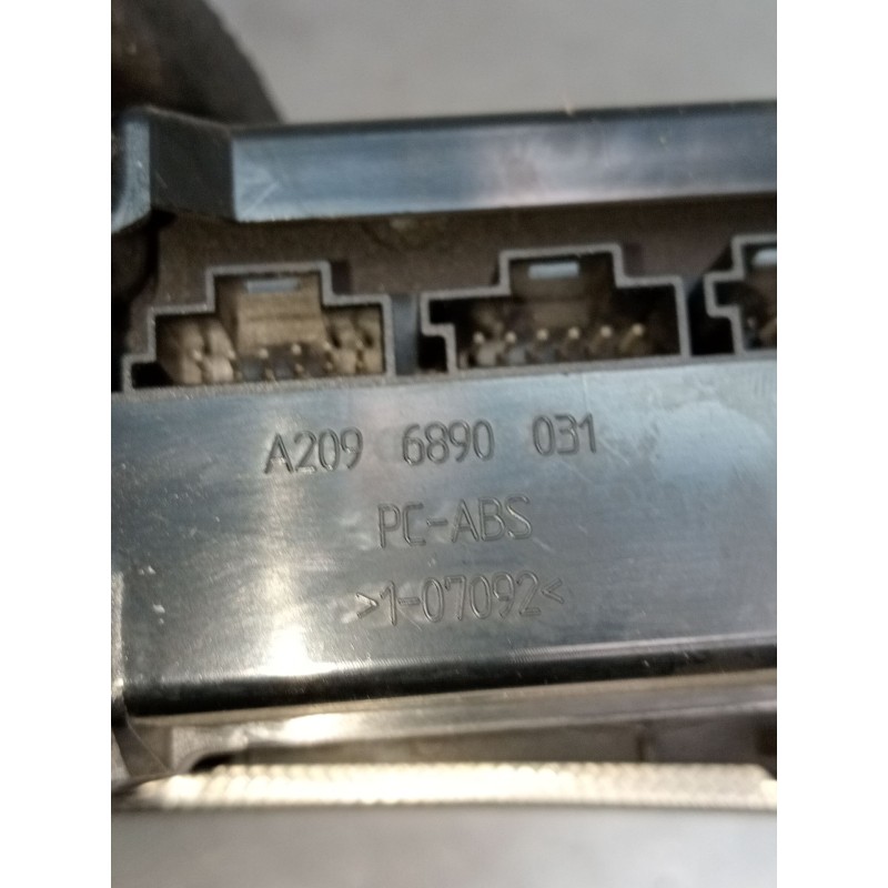 Recambio de mando multifuncion para mercedes-benz clk (c209) clk 320 cdi (209.320) referencia OEM IAM A2096890031  C209 2002