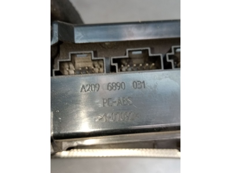 Recambio de mando multifuncion para mercedes-benz clk (c209) clk 320 cdi (209.320) referencia OEM IAM A2096890031  C209 2002