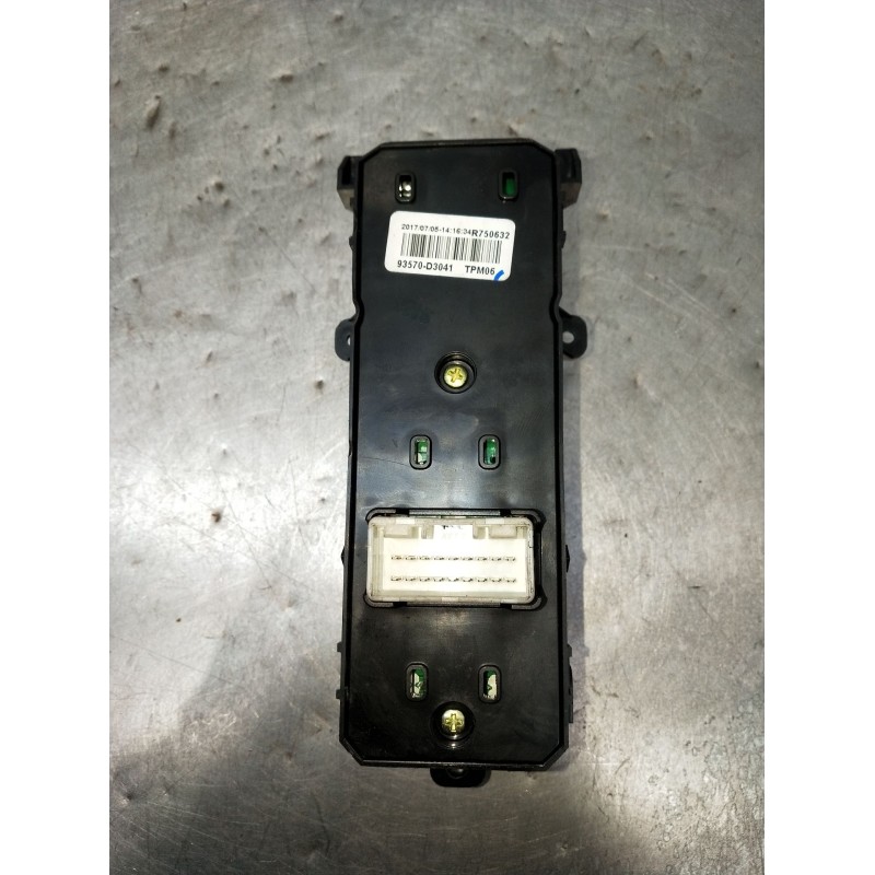 Recambio de mando elevalunas delantero izquierdo para hyundai tucson (tl, tle) 1.6 gdi referencia OEM IAM 93570D3041 5P 2015