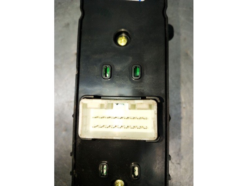 Recambio de mando elevalunas delantero izquierdo para hyundai tucson (tl, tle) 1.6 gdi referencia OEM IAM 93570D3041 5P 2015