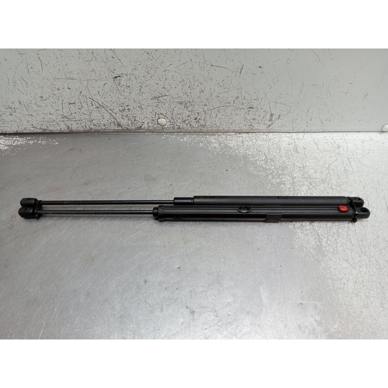 Recambio de amortiguadores capo para mercedes-benz clk (c209) clk 320 cdi (209.320) referencia OEM IAM   C209 2002