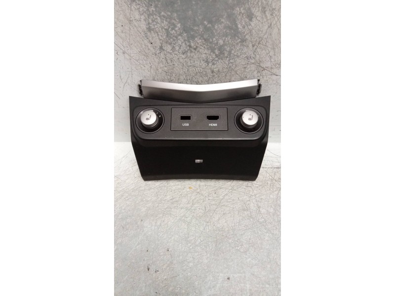 Recambio de mando multifuncion para ssangyong tivoli 1.6 turbodiesel cat referencia OEM IAM   