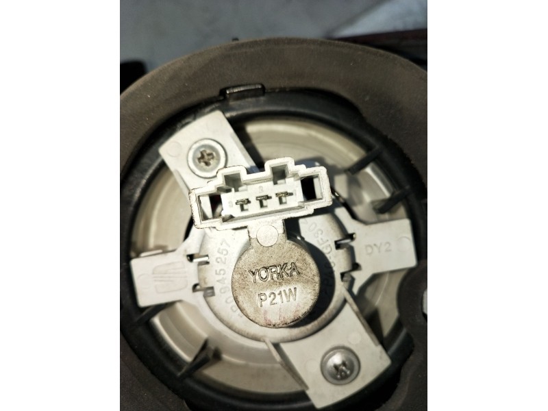 Recambio de piloto trasero izquierdo para seat altea (5p1) 2.0 tdi 16v referencia OEM IAM   2004