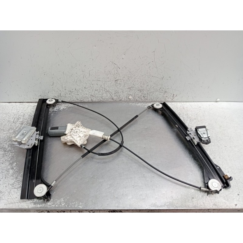 Recambio de elevalunas delantero derecho para mercedes-benz clk (c209) clk 320 cdi (209.320) referencia OEM IAM 0130821920  C209