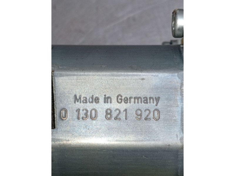 Recambio de elevalunas delantero derecho para mercedes-benz clk (c209) clk 320 cdi (209.320) referencia OEM IAM 0130821920  C209