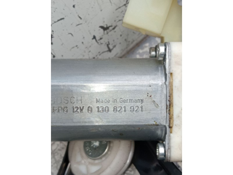 Recambio de elevalunas delantero izquierdo para mercedes-benz clk (c209) clk 320 cdi (209.320) referencia OEM IAM 0130821921  C2