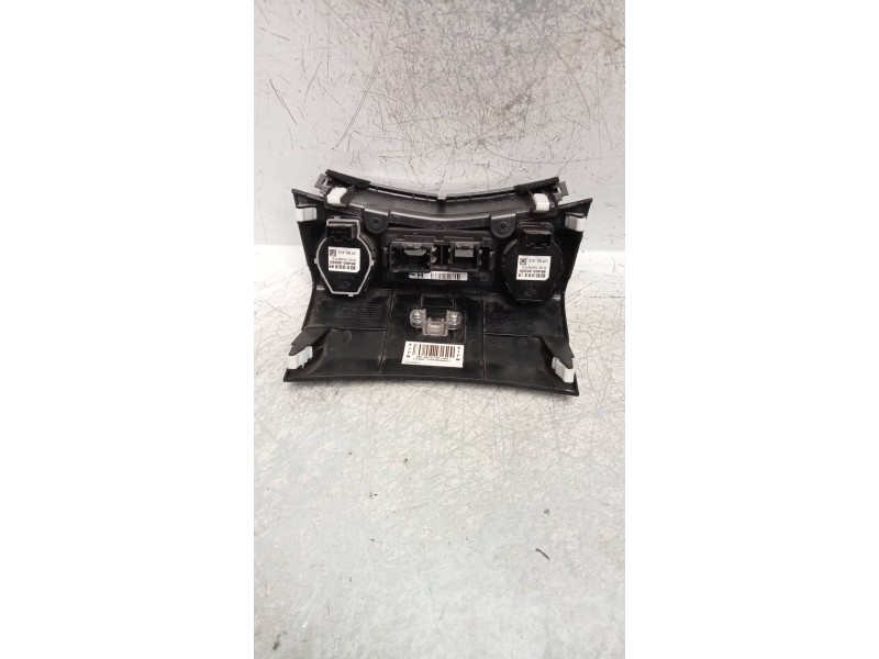 Recambio de mando multifuncion para ssangyong tivoli 1.6 turbodiesel cat referencia OEM IAM   