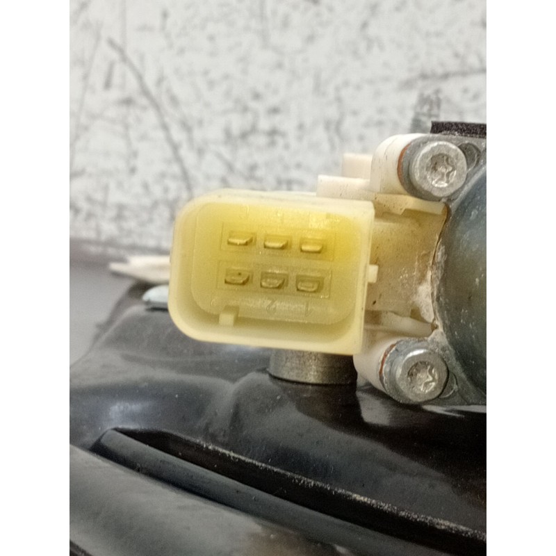 Recambio de elevalunas trasero izquierdo para mercedes-benz clk (c209) clk 320 cdi (209.320) referencia OEM IAM   C209 2002 2P