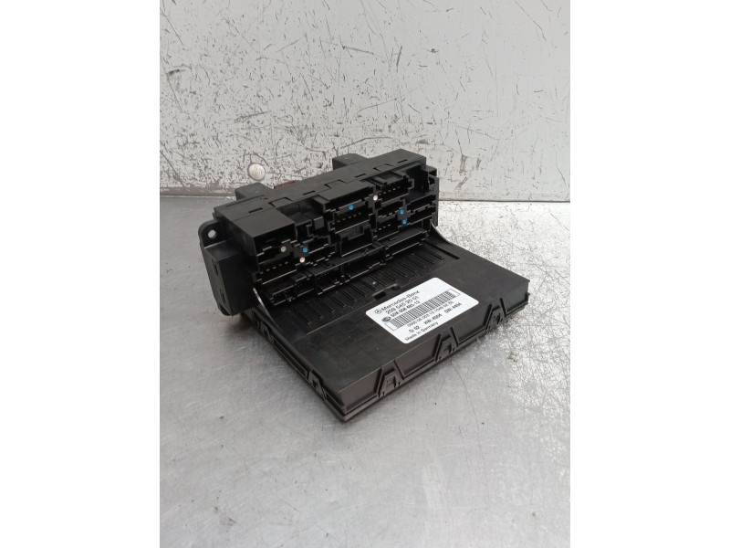 Recambio de caja reles / fusibles para mercedes-benz clk (c209) clk 320 cdi (209.320) referencia OEM IAM 2095452001 5DK00848513 